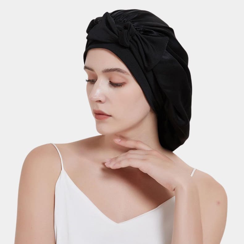 Bonnet de nuit en soie noir avec nœud