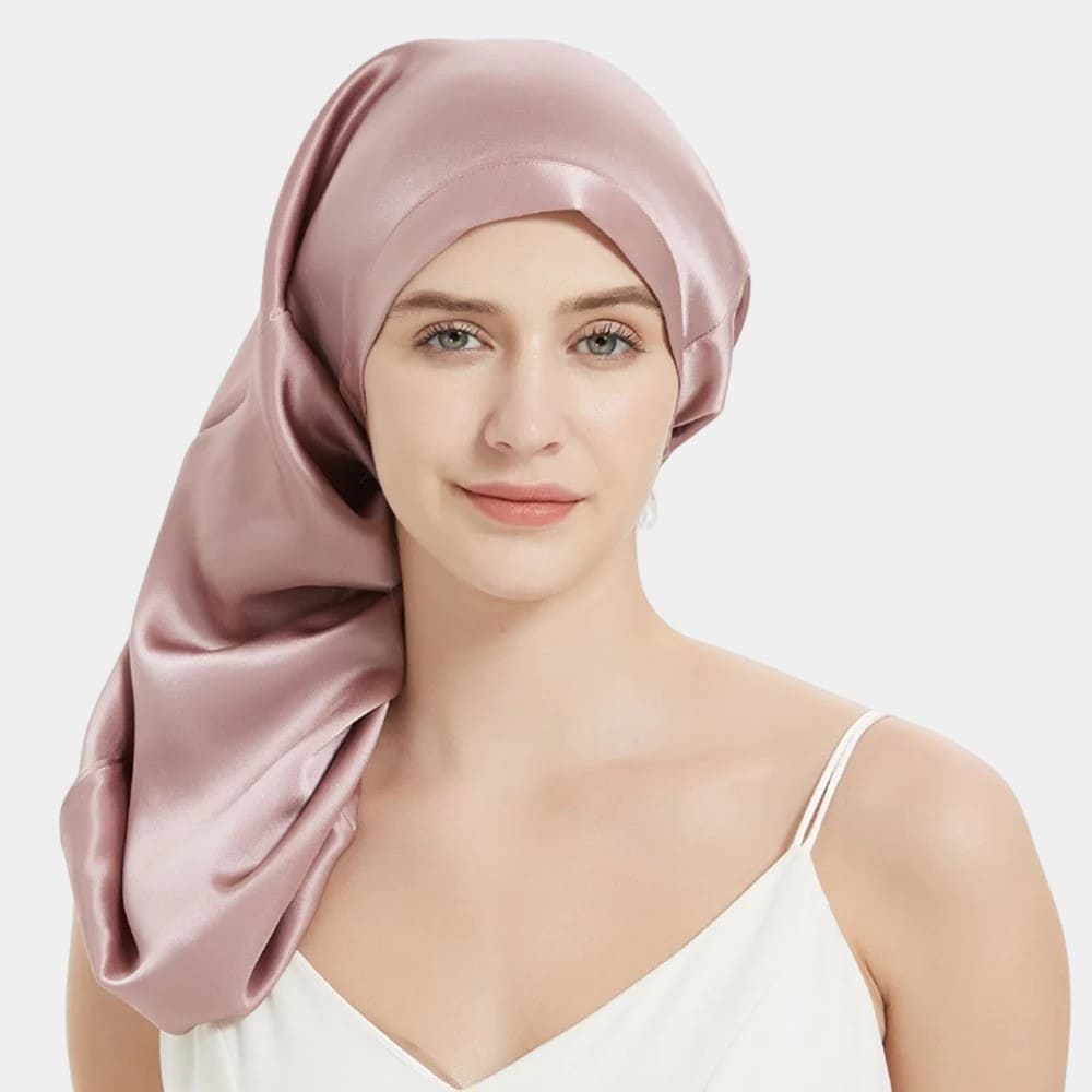 Bonnet de nuit en soie long rose camée